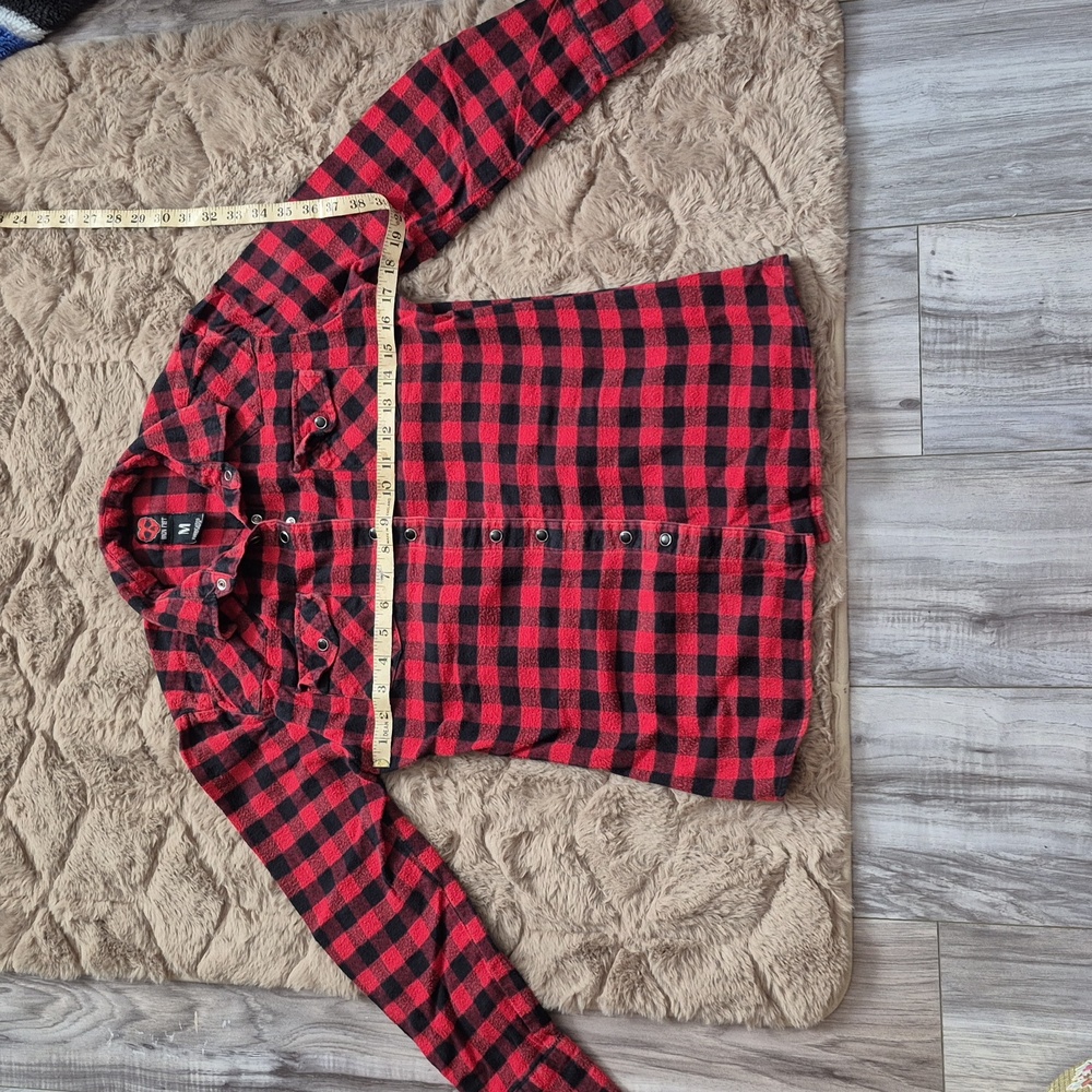 Rare Iron Fist Womens Plaid Shirt Size Medium